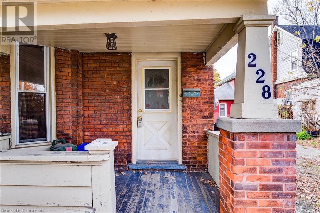 228 Nile Street, Stratford, Ontario  N5A 4E9 - Photo 4 - 40671611