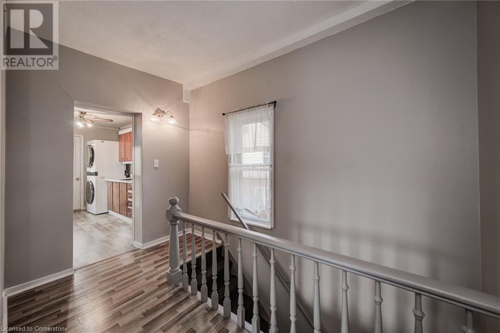 228 Nile Street, Stratford, Ontario  N5A 4E9 - Photo 8 - 40671611