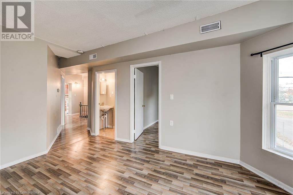 228 Nile Street, Stratford, Ontario  N5A 4E9 - Photo 24 - 40671611