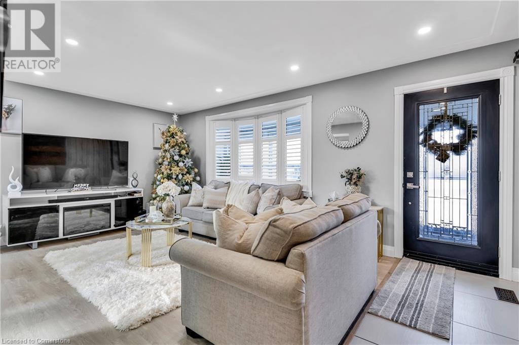 63 Gibson Drive, Kitchener, Ontario  N2B 2P5 - Photo 8 - 40686061