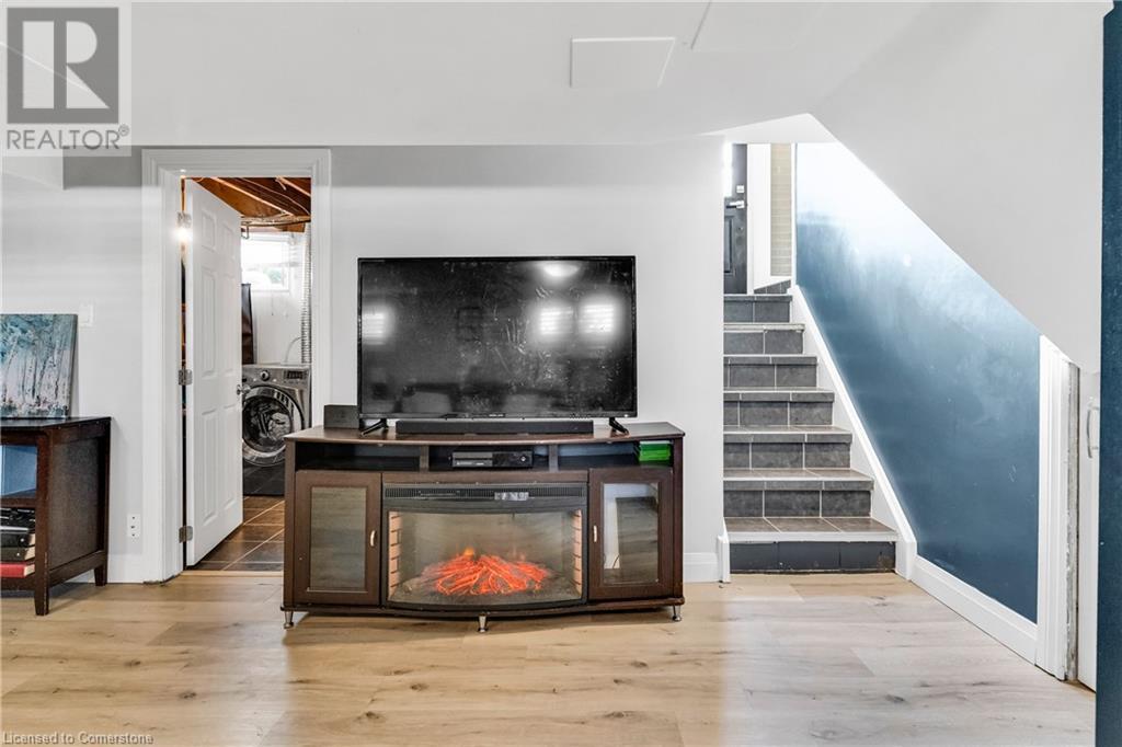 63 Gibson Drive, Kitchener, Ontario  N2B 2P5 - Photo 32 - 40686061