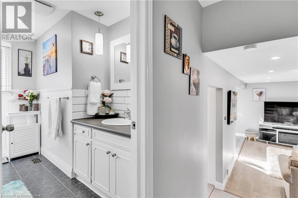 63 Gibson Drive, Kitchener, Ontario  N2B 2P5 - Photo 21 - 40686061