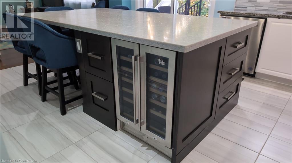 4017 Cachet Court, Beamsville, Ontario  L3J 0R8 - Photo 12 - 40686926