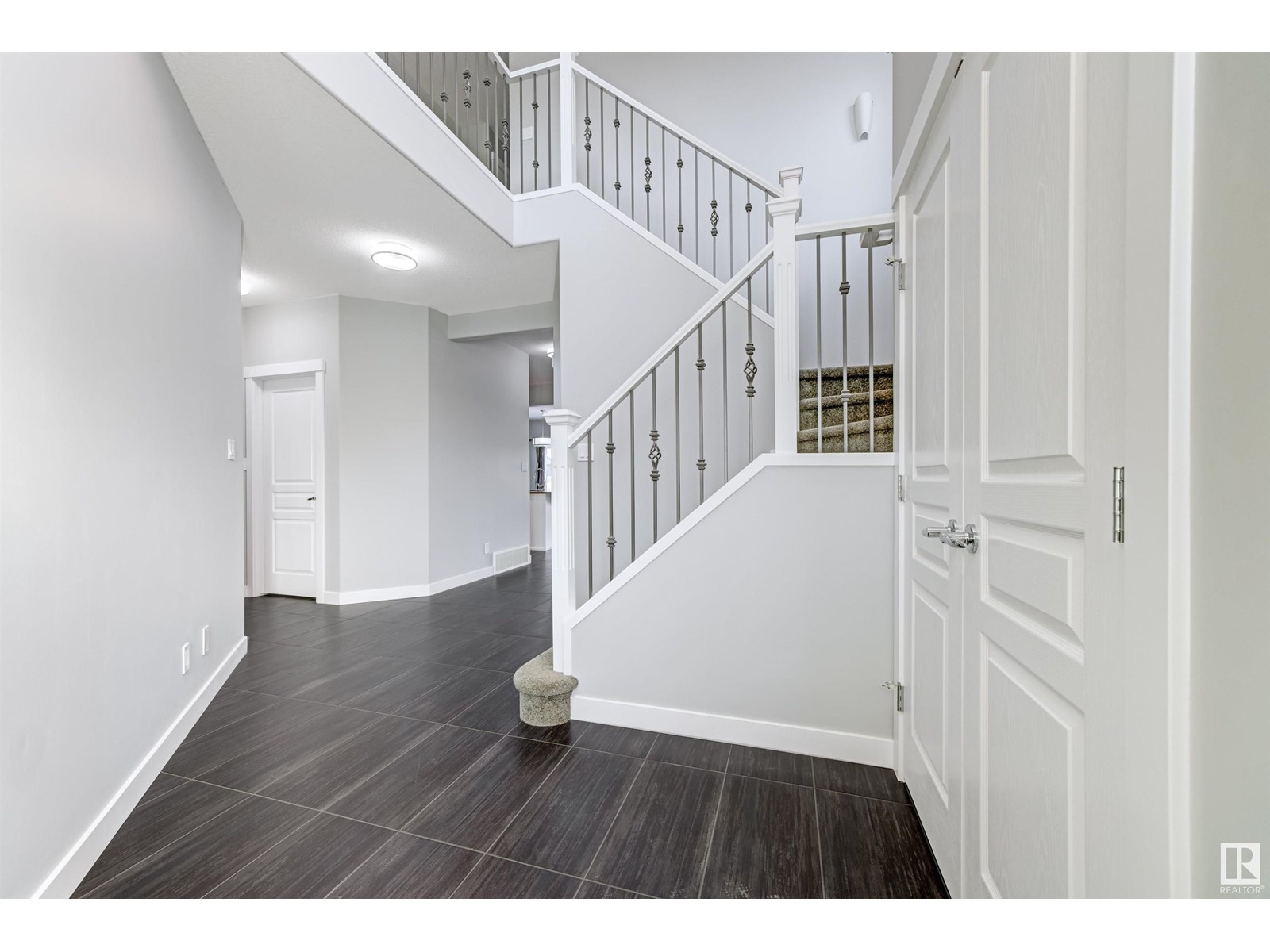 Property at 615 176 ST SW SW image 3