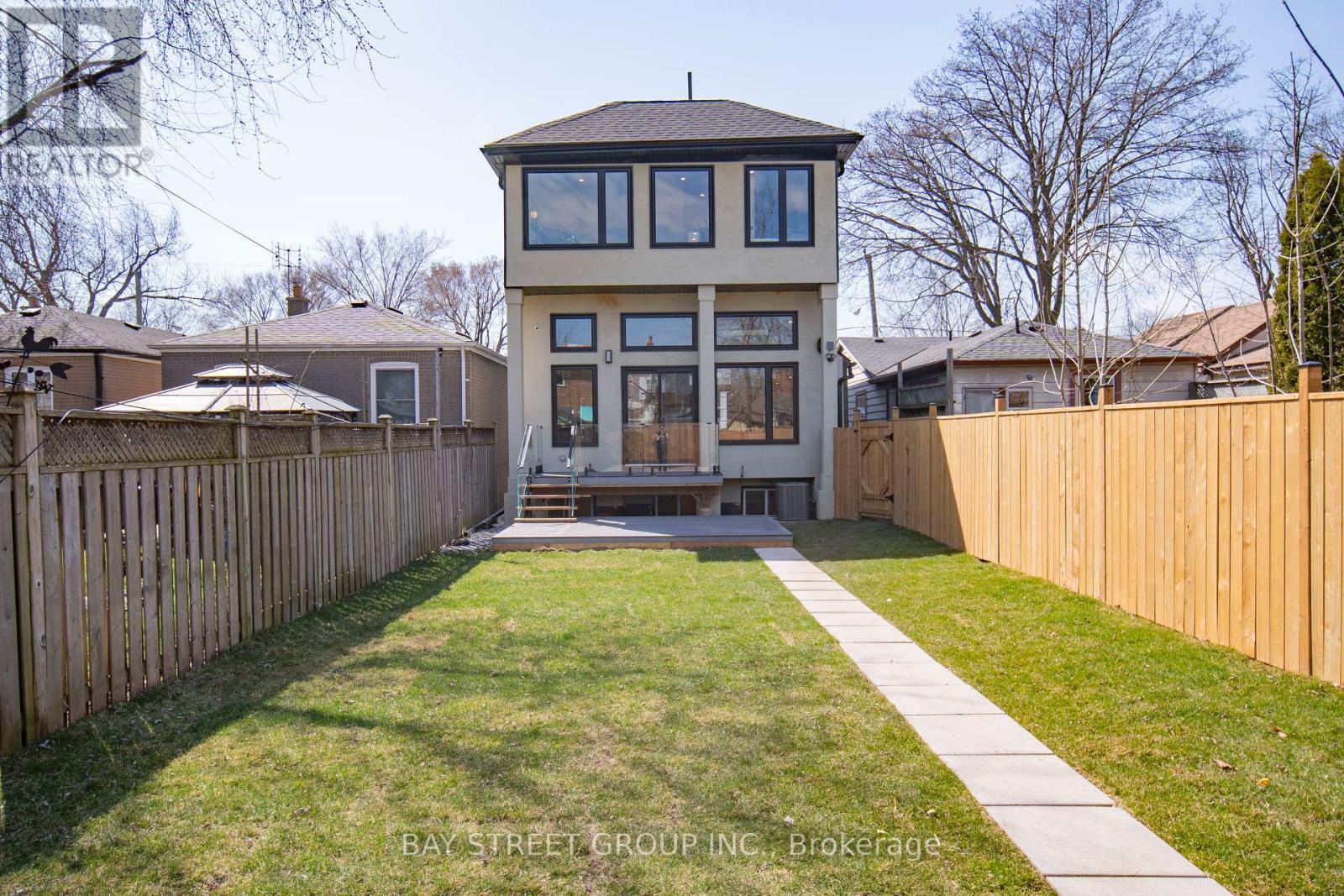 119 Preston Street, Toronto, Ontario  M1N 3N4 - Photo 4 - E11903566