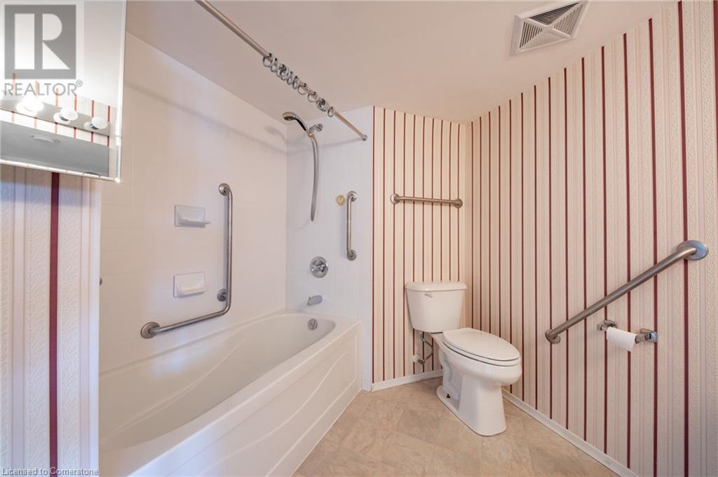 333 Lafontaine Road W Unit# 208, Tiny, Ontario  L9M 0H1 - Photo 11 - 40686261