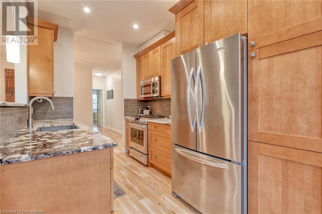 5 Twentyplace BoulevardMount Hope, Ontario  L0R 1W0 - Photo 15 - 40686906