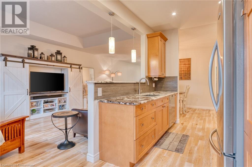 5 Twentyplace BoulevardMount Hope, Ontario  L0R 1W0 - Photo 16 - 40686906