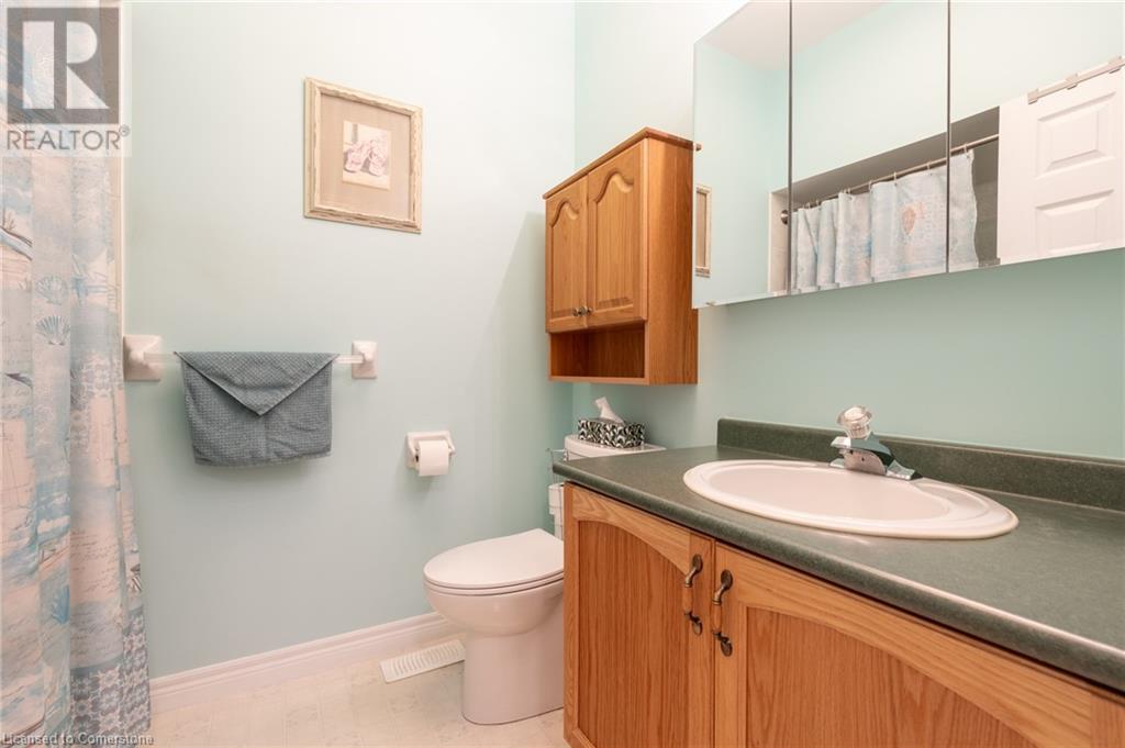 5 Twentyplace BoulevardMount Hope, Ontario  L0R 1W0 - Photo 19 - 40686906