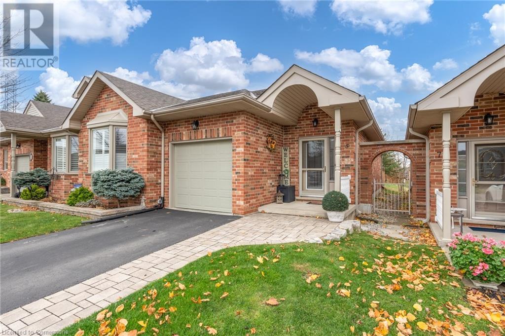 5 Twentyplace BoulevardMount Hope, Ontario  L0R 1W0 - Photo 2 - 40686906