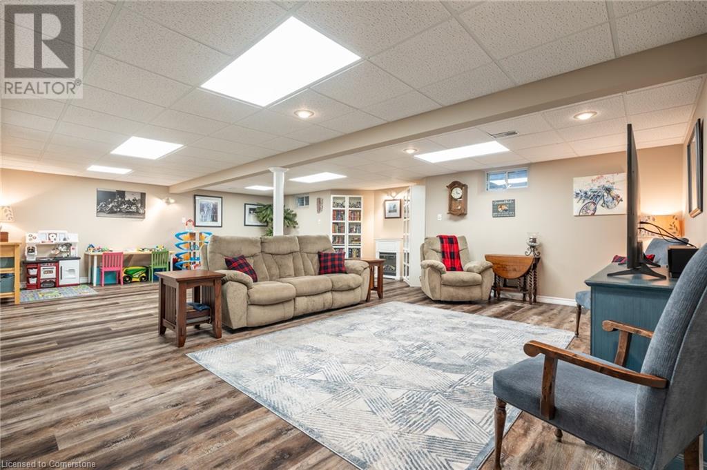 5 Twentyplace BoulevardMount Hope, Ontario  L0R 1W0 - Photo 23 - 40686906