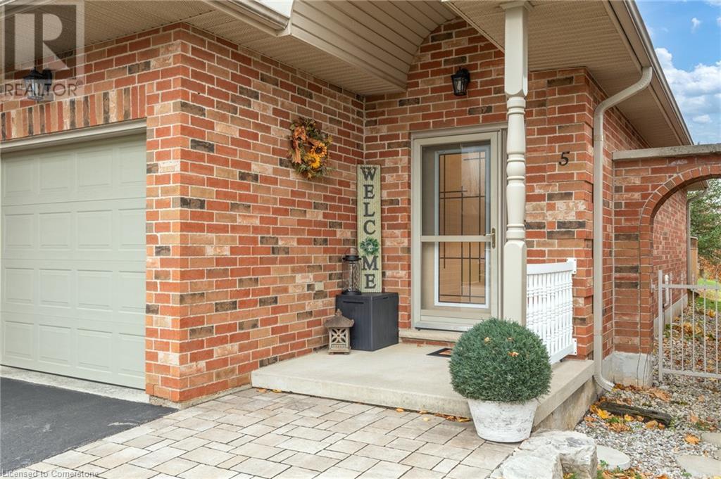 5 Twentyplace BoulevardMount Hope, Ontario  L0R 1W0 - Photo 4 - 40686906