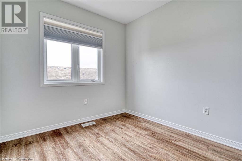 7 Sirente Drive Unit# 63Hamilton, Ontario  L9L 7H3 - Photo 18 - 40678792