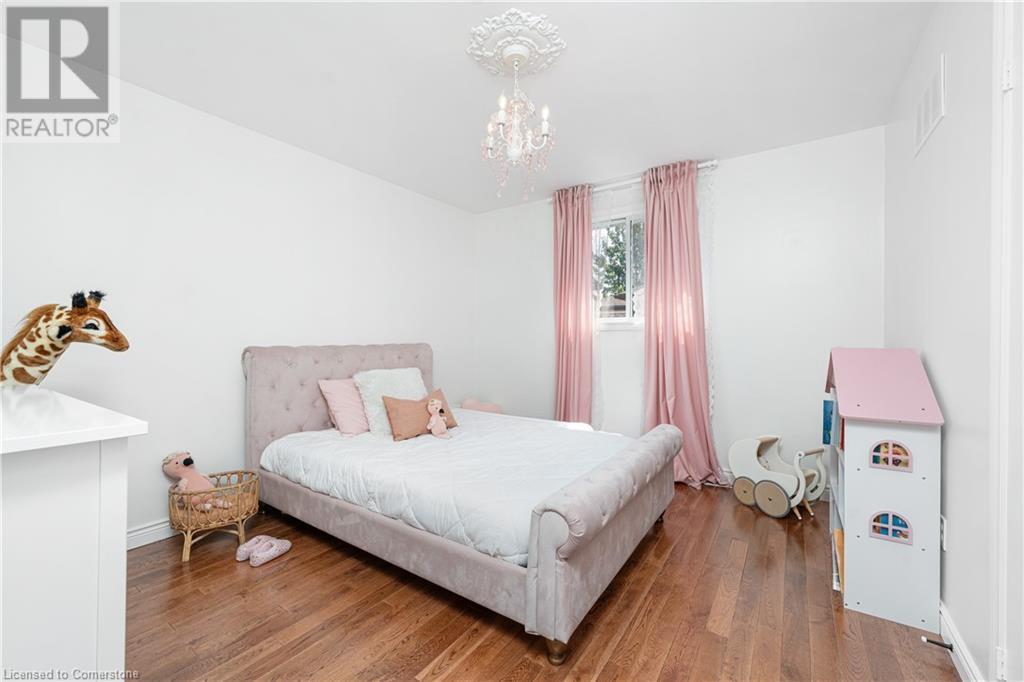 385 Kerman Avenue, Grimsby, Ontario  L3M 5C4 - Photo 18 - 40681895