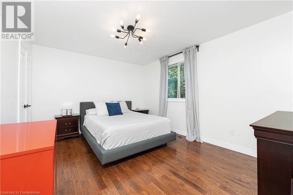 385 Kerman Avenue, Grimsby, Ontario  L3M 5C4 - Photo 17 - 40681895