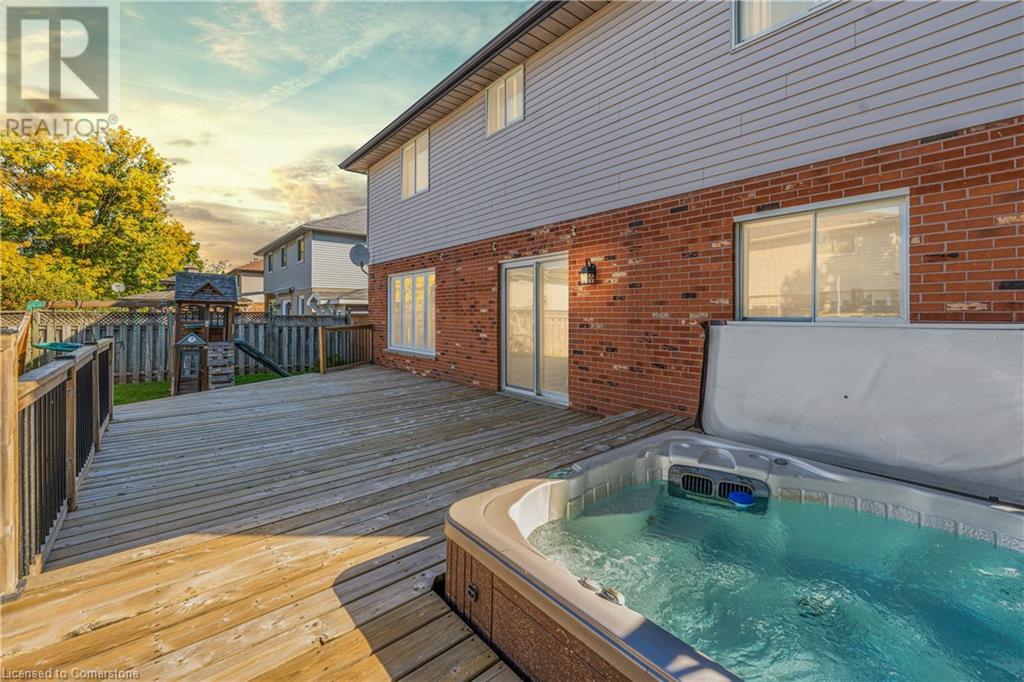 385 Kerman Avenue, Grimsby, Ontario  L3M 5C4 - Photo 24 - 40681895