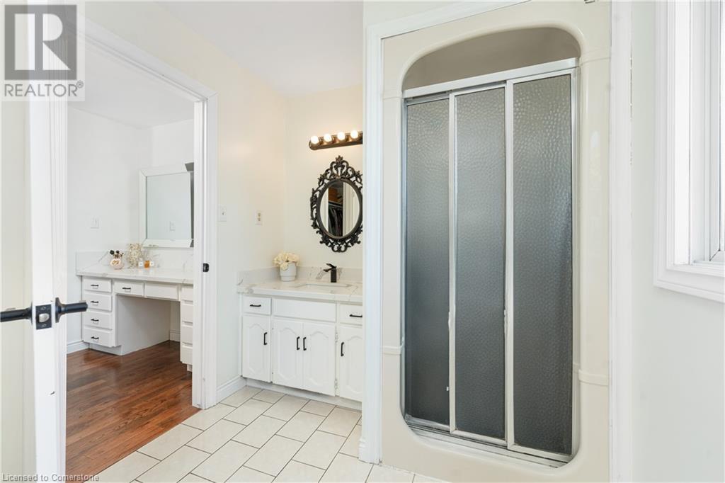 385 Kerman Avenue, Grimsby, Ontario  L3M 5C4 - Photo 15 - 40681895