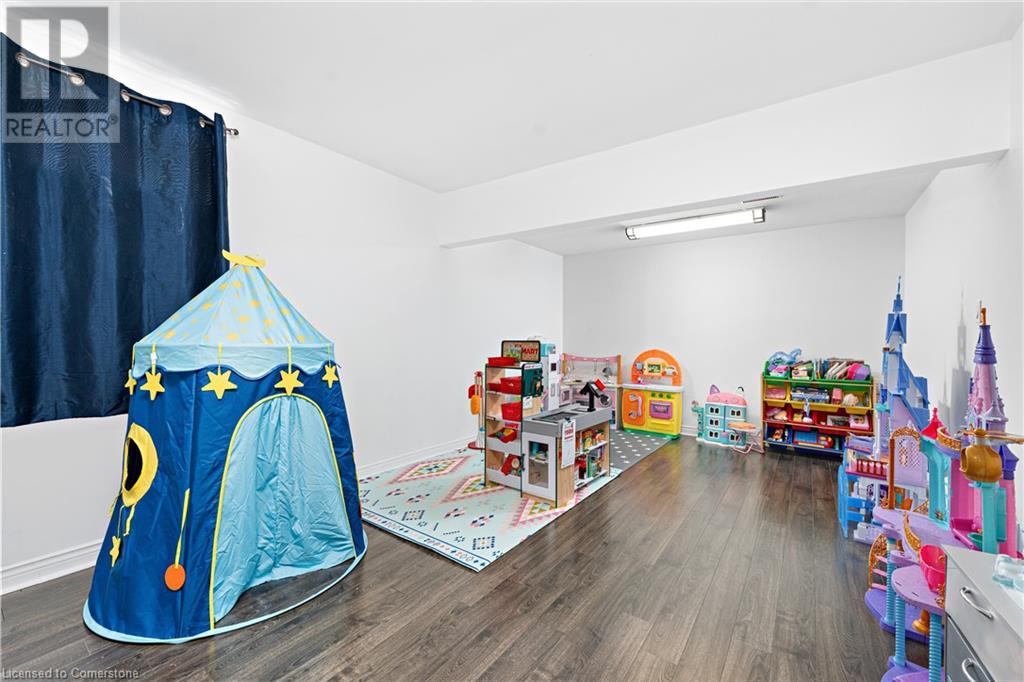 385 Kerman Avenue, Grimsby, Ontario  L3M 5C4 - Photo 20 - 40681895