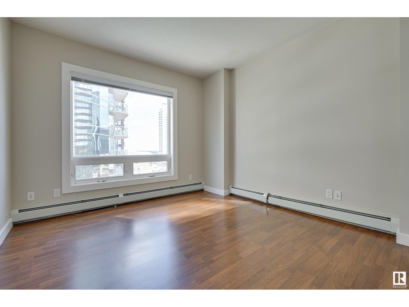 #1402 10136 104 St Nw, Edmonton, Alberta  T5J 0B5 - Photo 32 - E4416805