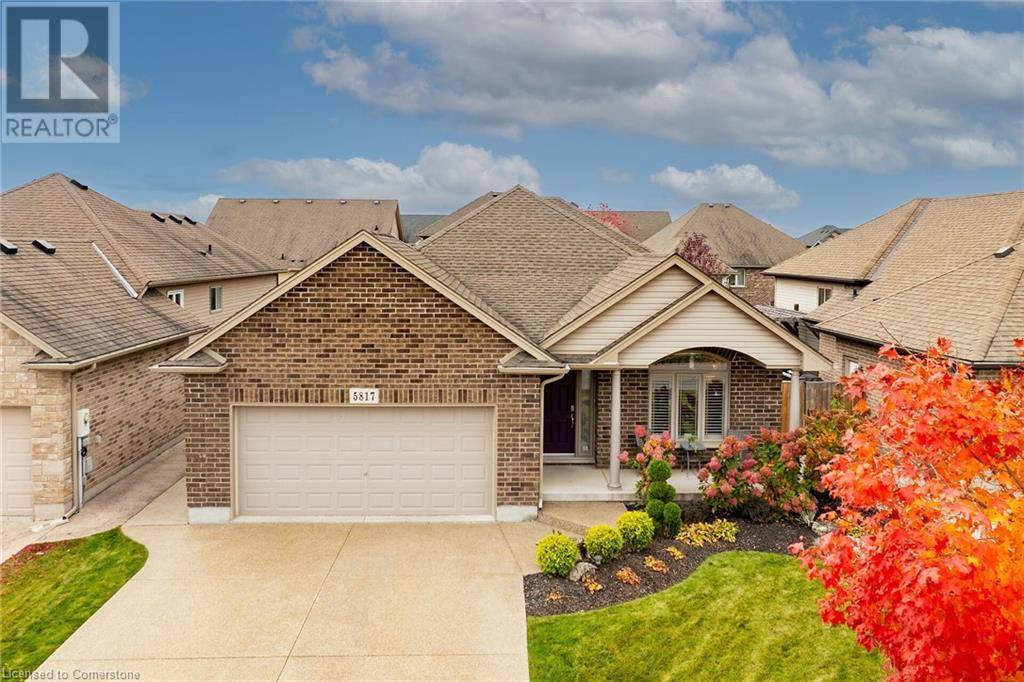 5817 Ironwood Street, Niagara Falls, Ontario  L2H 0E3 - Photo 2 - 40686888