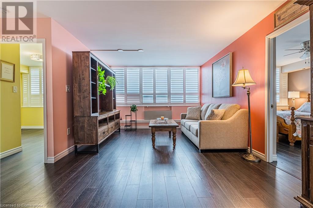 3227 King Street E Unit# 908, Kitchener, Ontario  N2A 3Z9 - Photo 3 - 40686709