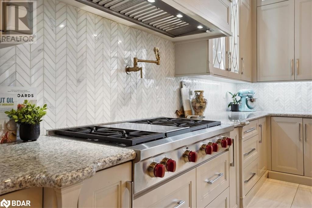 22 Rolling Green Court Court, Vaughan, Ontario  L0J 1C0 - Photo 5 - 40681625