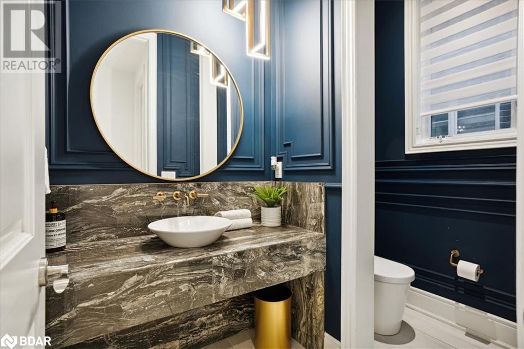 22 Rolling Green Court Court, Vaughan, Ontario  L0J 1C0 - Photo 13 - 40681625