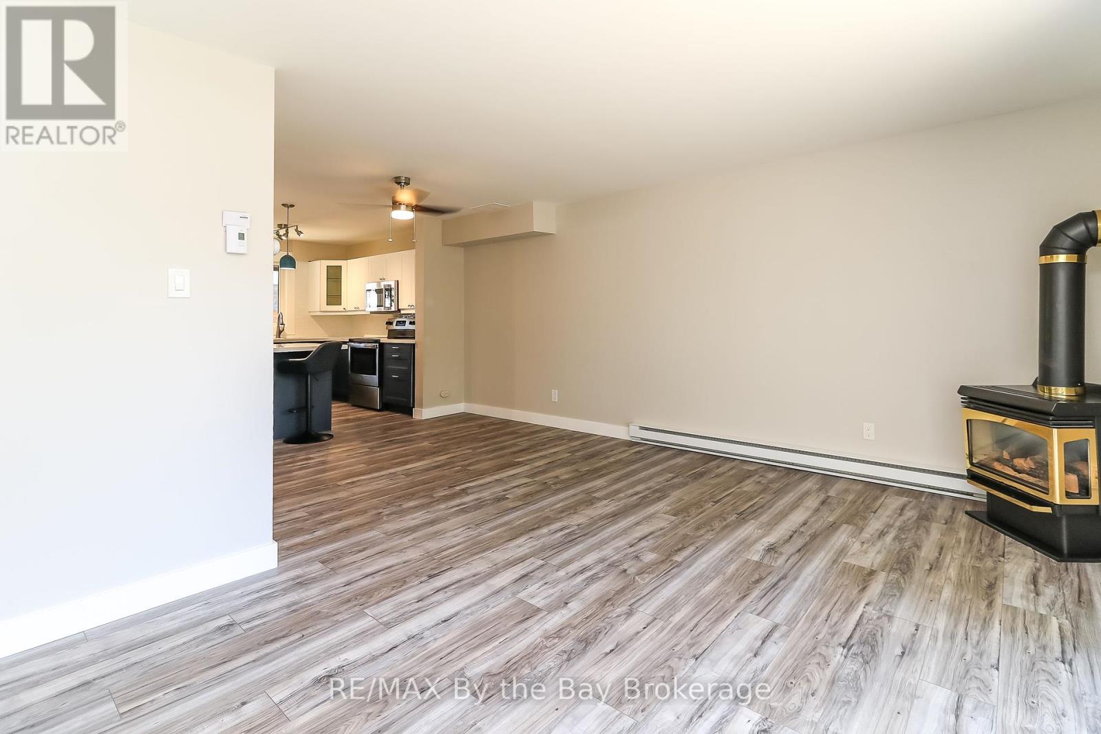 602 Tenth Street, Collingwood, Ontario  L9Y 4C1 - Photo 19 - S11903689