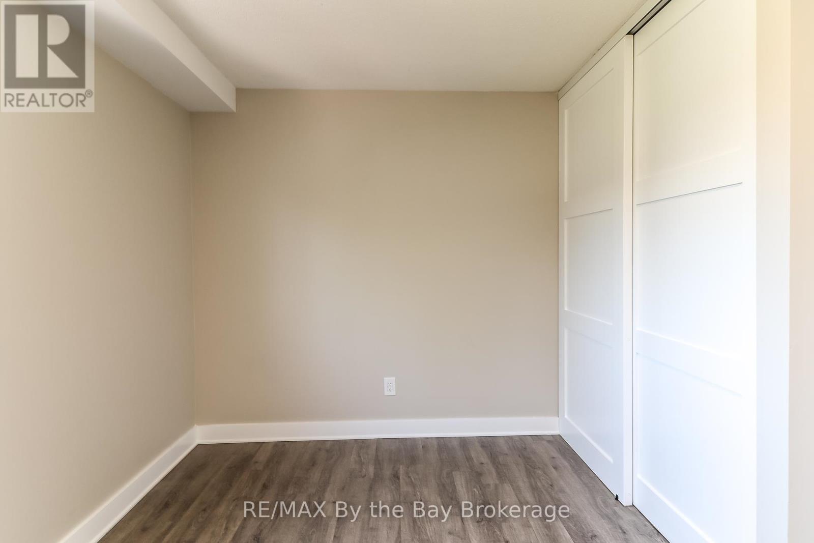 602 Tenth Street, Collingwood, Ontario  L9Y 4C1 - Photo 29 - S11903689