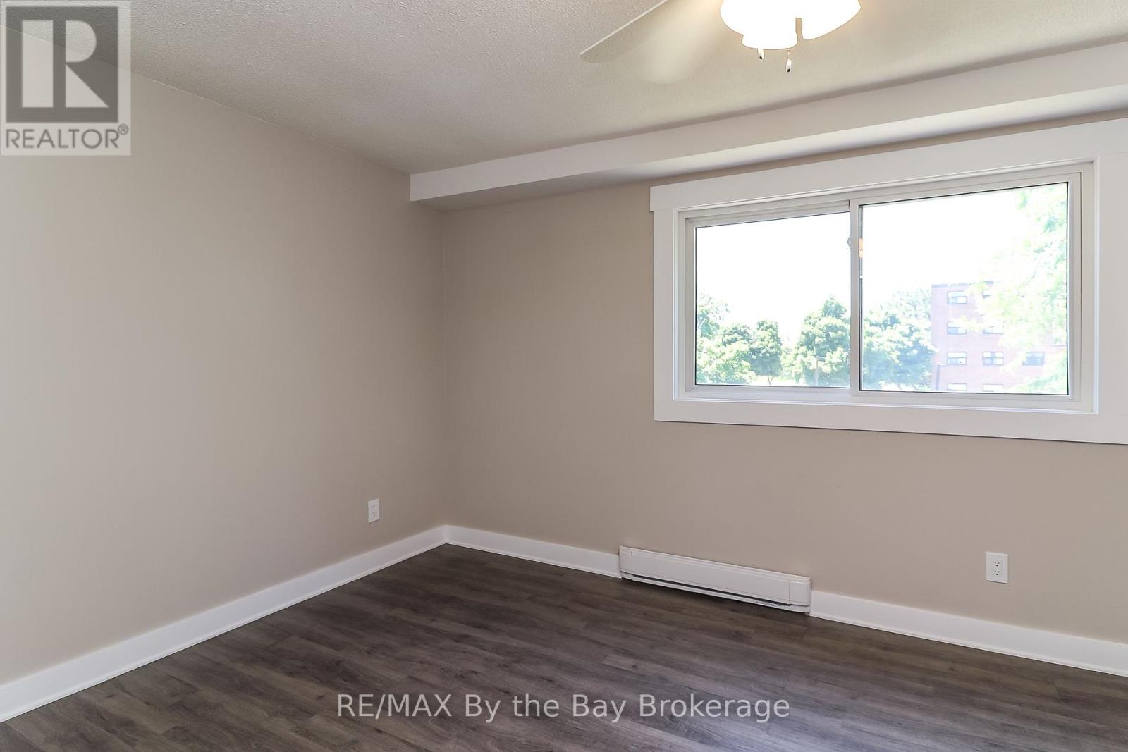 602 Tenth Street, Collingwood, Ontario  L9Y 4C1 - Photo 30 - S11903689