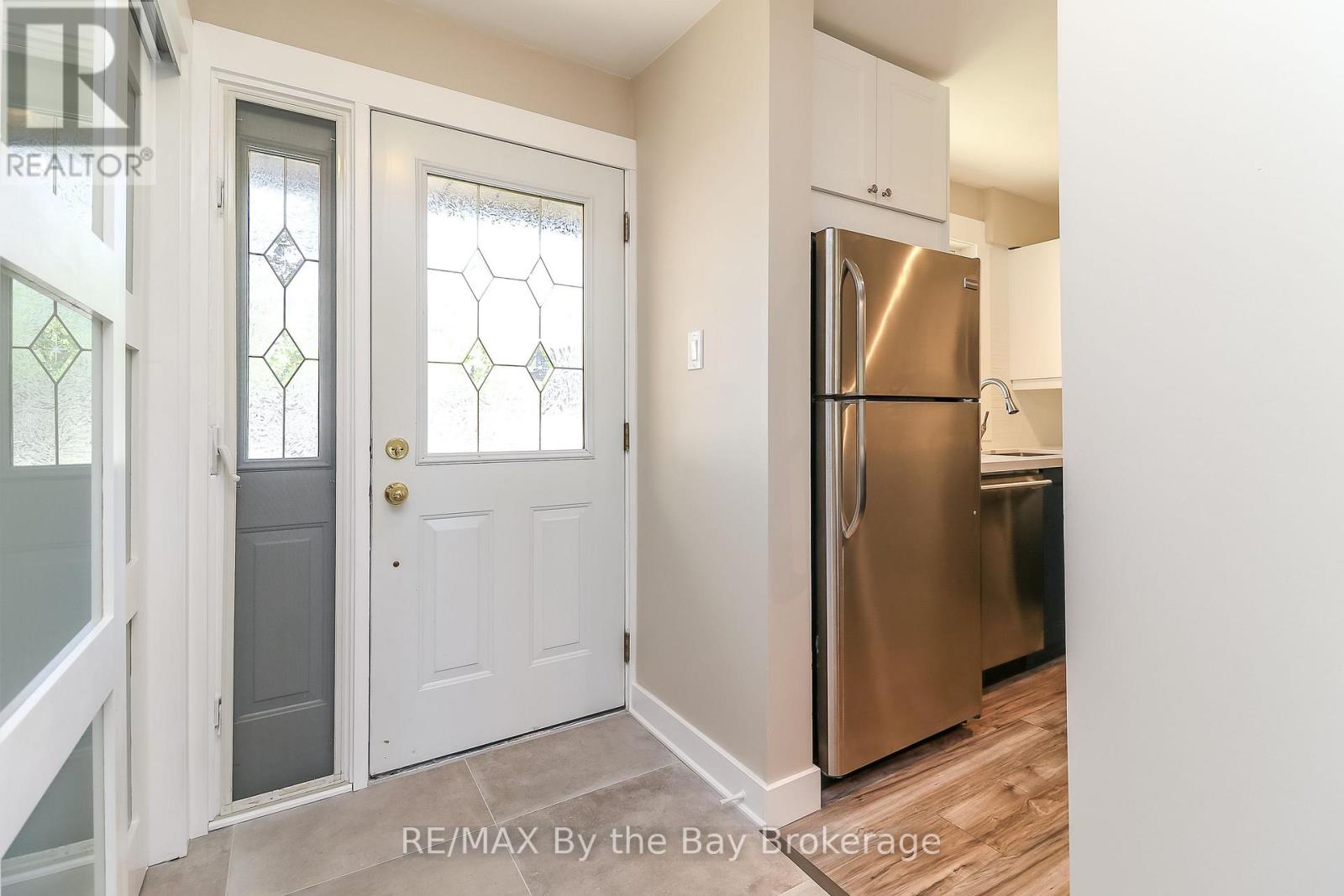 602 Tenth Street, Collingwood, Ontario  L9Y 4C1 - Photo 9 - S11903689