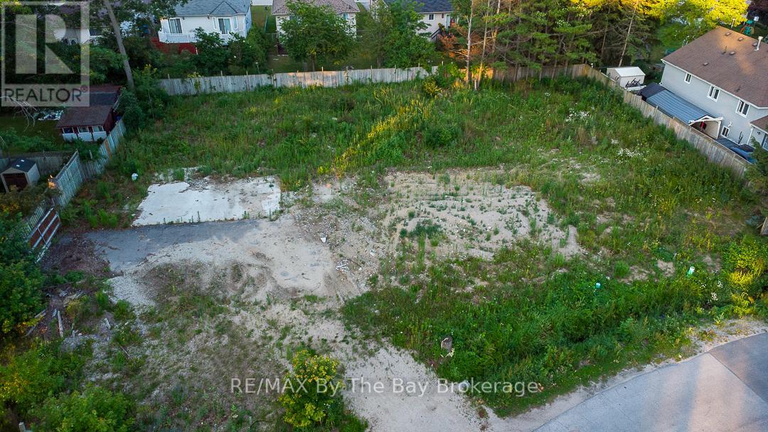 1 Riverdale Drive, Wasaga Beach, Ontario  L9Z 1E9 - Photo 3 - S11903696