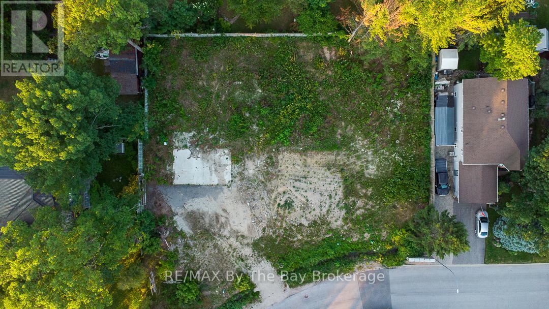 1 Riverdale Drive, Wasaga Beach, Ontario  L9Z 1E9 - Photo 4 - S11903696