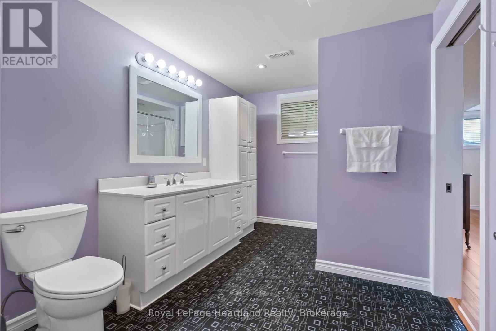 221 John Street, Minto, Ontario  N0G 1Z0 - Photo 34 - X11903692