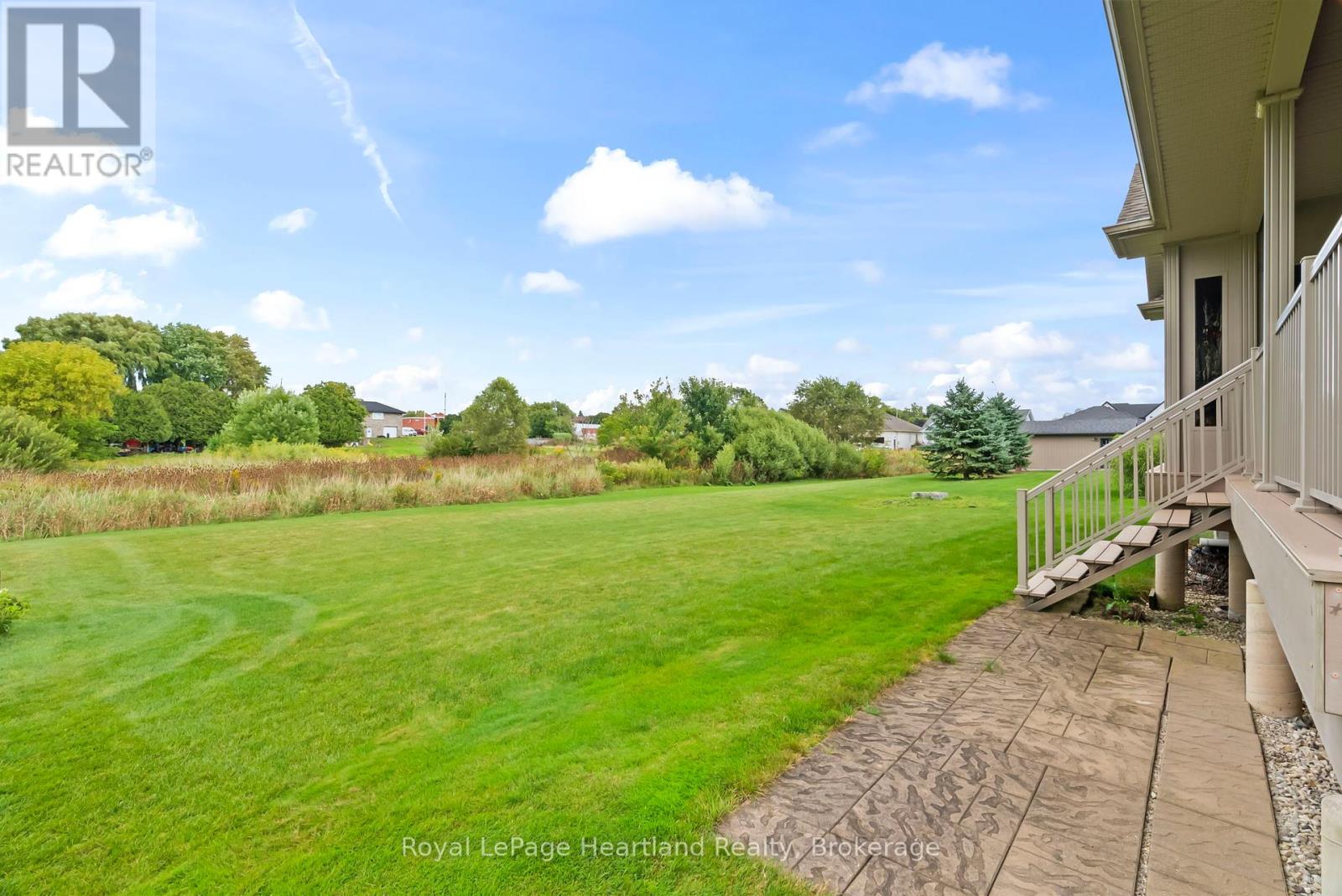 221 John Street, Minto, Ontario  N0G 1Z0 - Photo 38 - X11903692