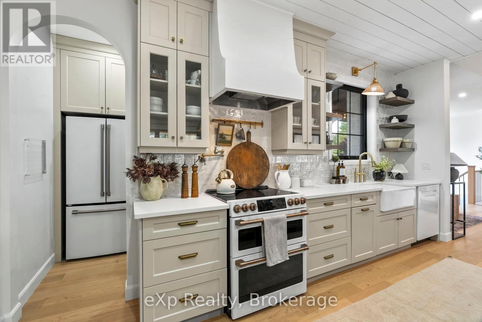 63 Regency Drive, Minto, Ontario  N0G 1M0 - Photo 14 - X11903695