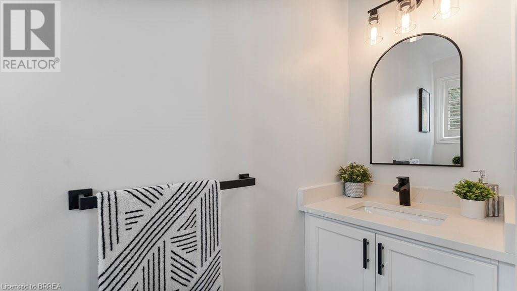 7 Southside Place Unit# 5, Hamilton, Ontario  L9C 7W6 - Photo 13 - 40686692