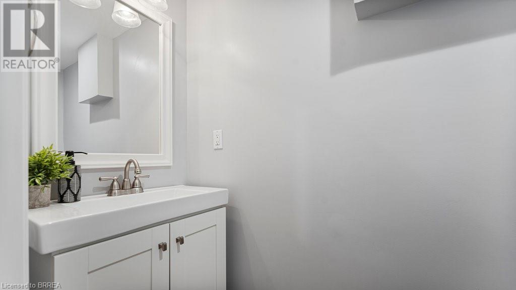 7 Southside Place Unit# 5, Hamilton, Ontario  L9C 7W6 - Photo 24 - 40686692