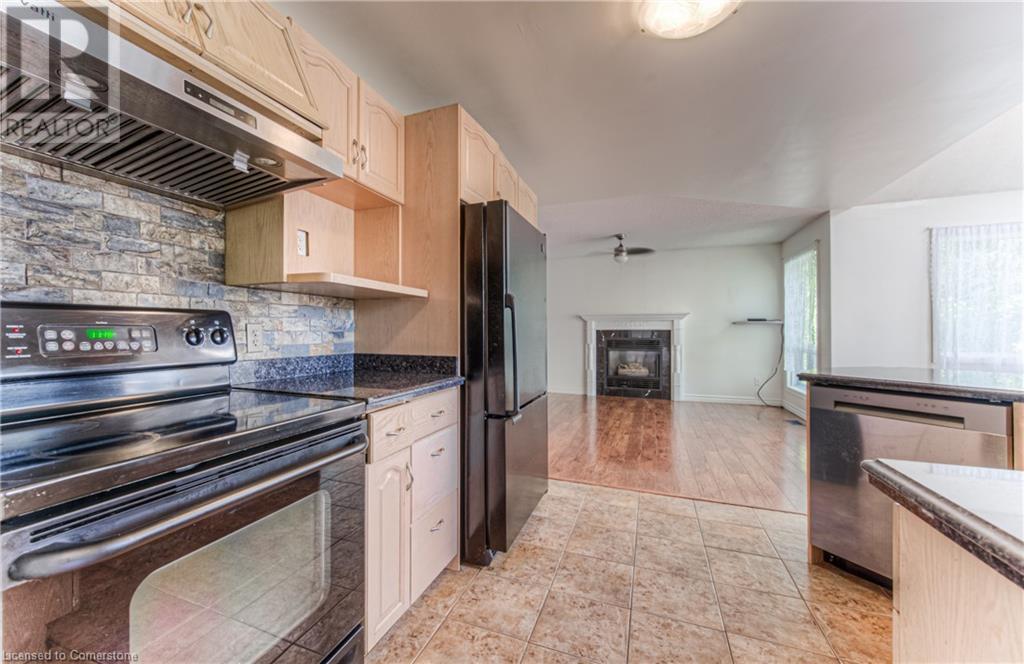 526 Westfield Drive, Waterloo, Ontario  N2T 2E1 - Photo 12 - 40686911