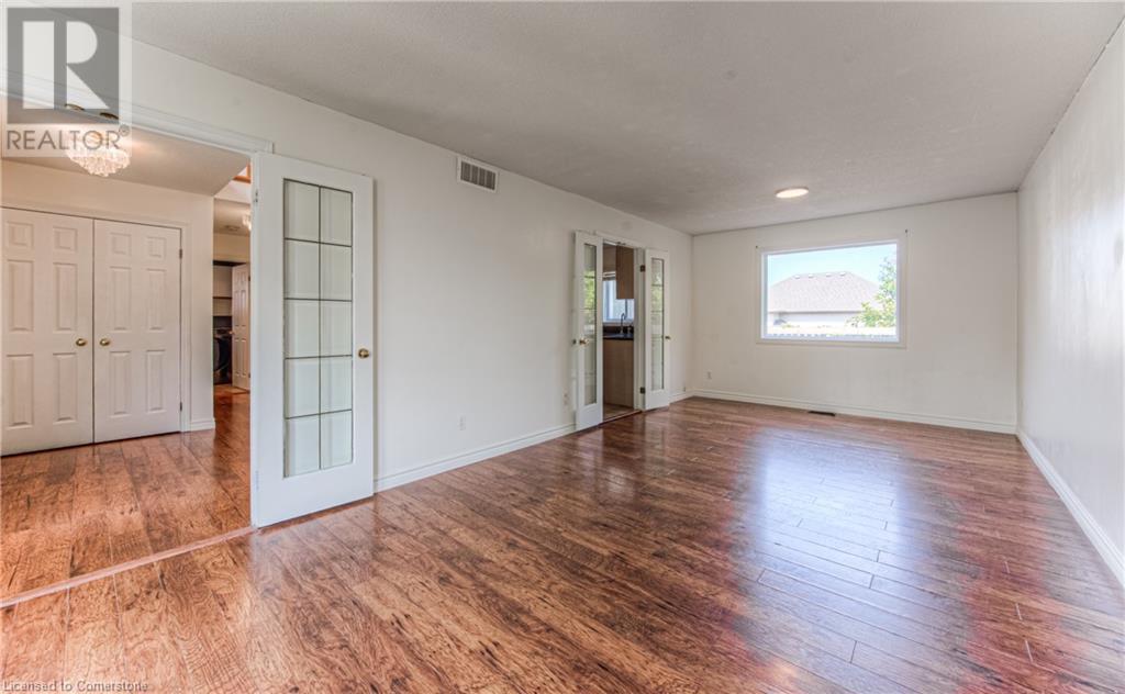 526 Westfield Drive, Waterloo, Ontario  N2T 2E1 - Photo 13 - 40686911