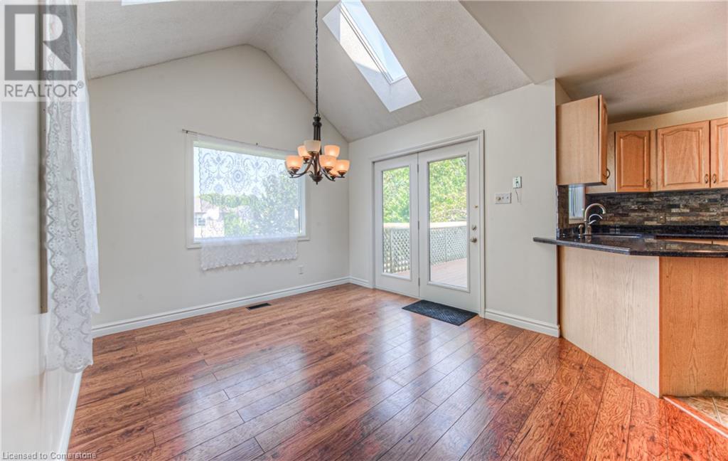 526 Westfield Drive, Waterloo, Ontario  N2T 2E1 - Photo 7 - 40686911