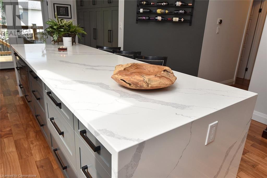 4491 Connell Avenue, Niagara Falls, Ontario  L2H 3E6 - Photo 12 - XH4206606