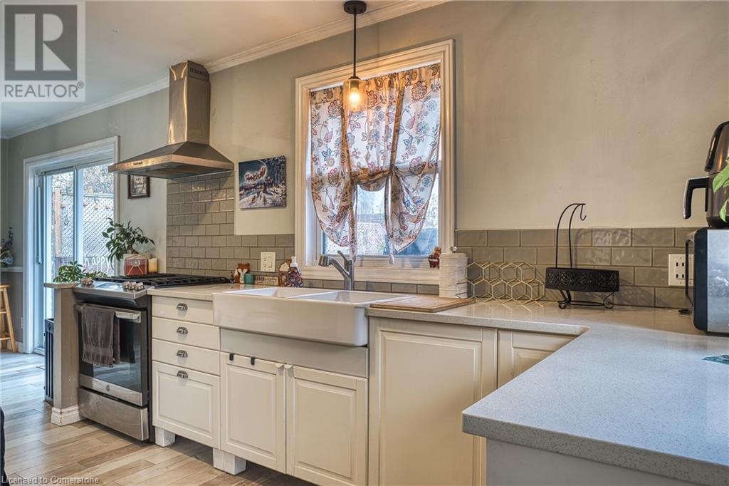 244 Cameron Street, Goderich, Ontario  N7A 3L3 - Photo 13 - 40686942