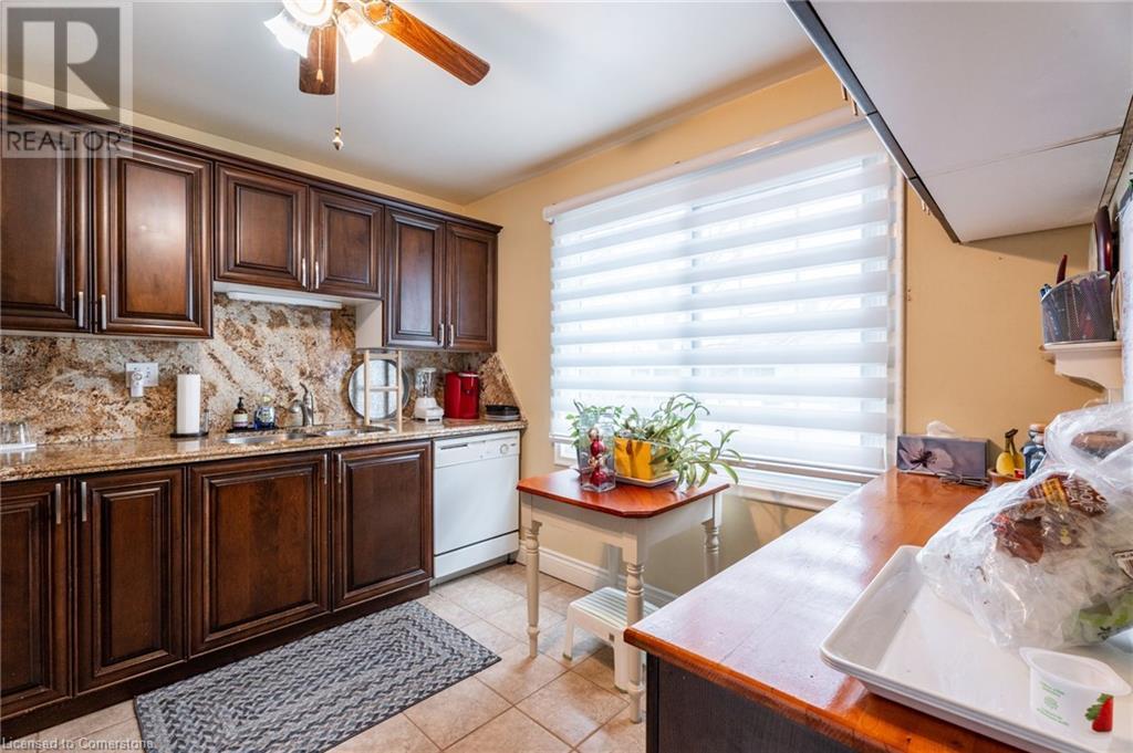 198 Ridge Street, Hamilton, Ontario  L9A 2X7 - Photo 3 - 40686856