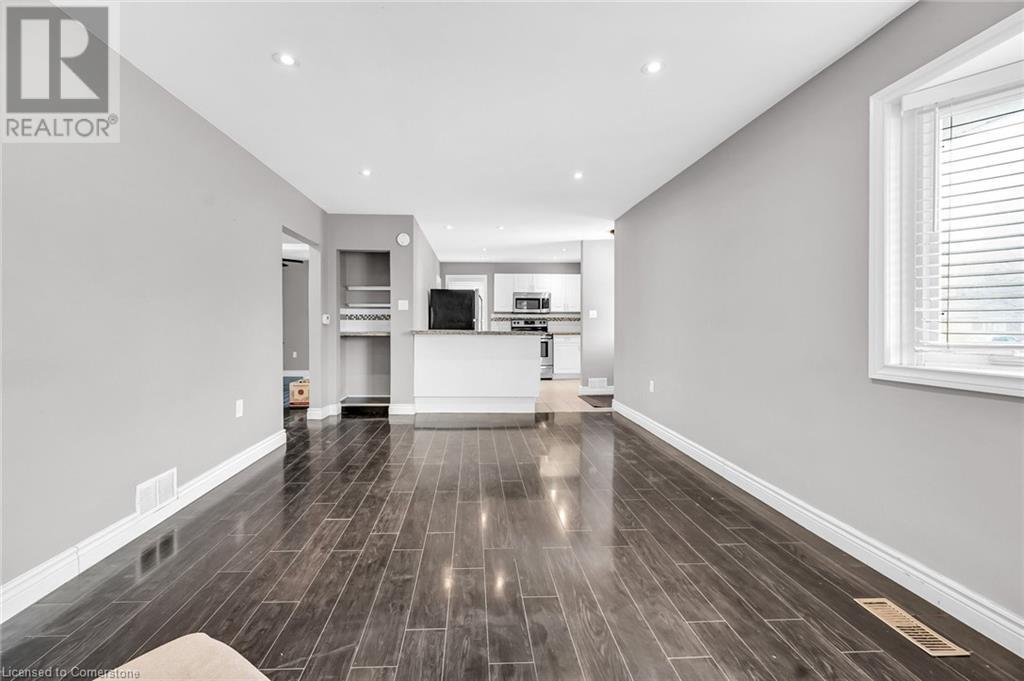 766 Upper Gage Avenue, Hamilton, Ontario  L8V 4K2 - Photo 6 - 40684732