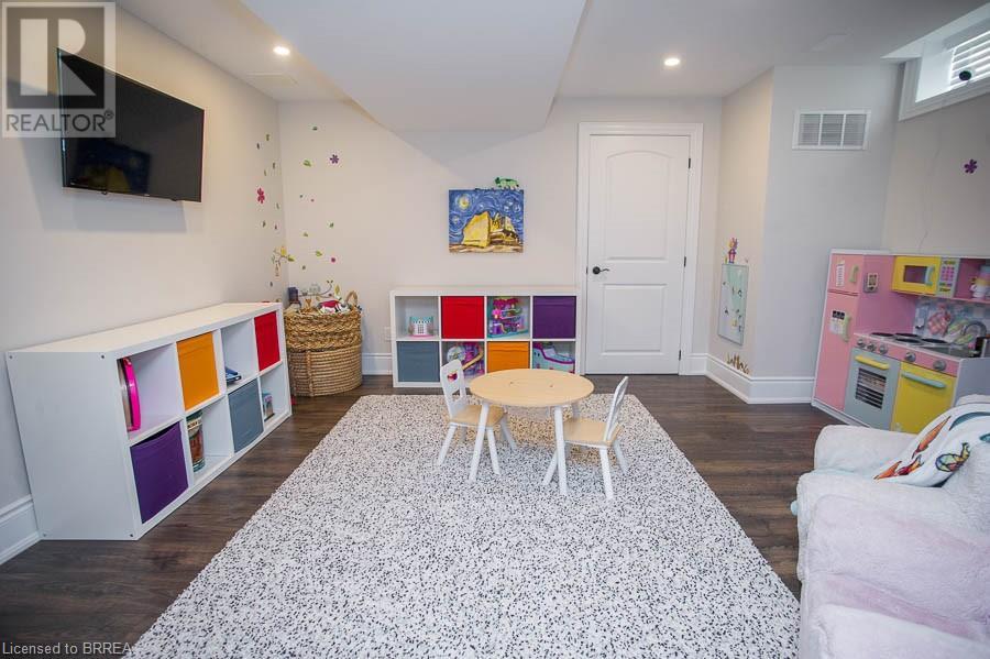 22 Wilmot Road, Brantford, Ontario  N3T 0K8 - Photo 42 - 40685055