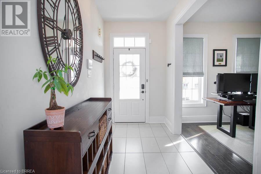 22 Wilmot Road, Brantford, Ontario  N3T 0K8 - Photo 5 - 40685055