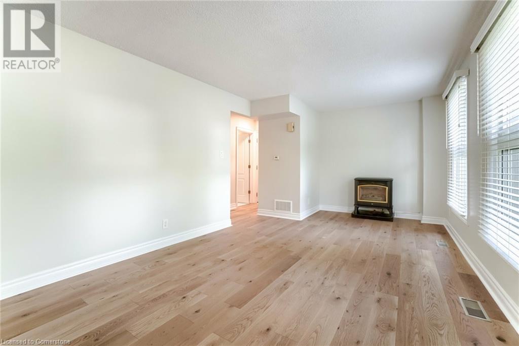 106 Churchill Drive, Cambridge, Ontario  N1S 3V2 - Photo 4 - 40685037