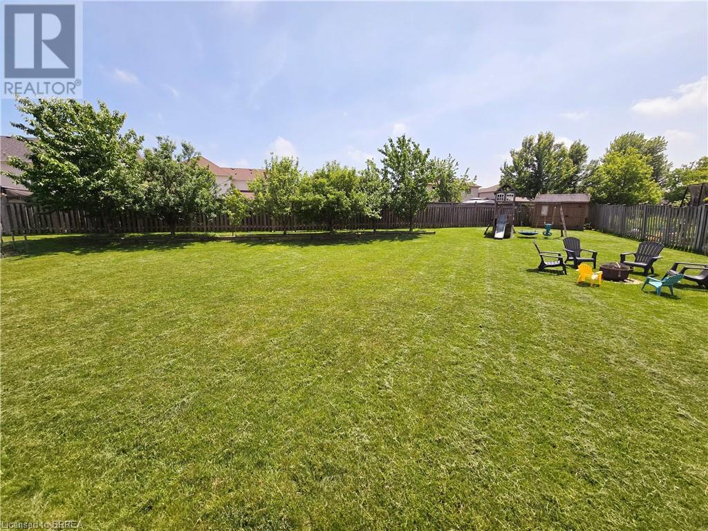 7 Moffat Court, Brantford, Ontario  N3T 6M7 - Photo 35 - 40686903