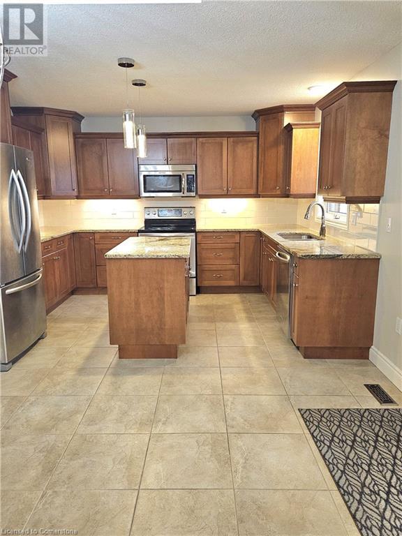 4030 Englehart Drive, Petrolia, Ontario  N0N 1R0 - Photo 22 - 40686826